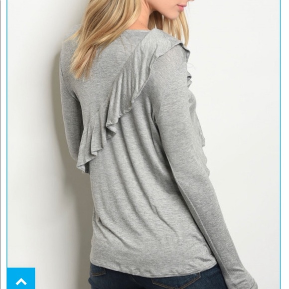 🖤🖤🖤Grey Ruffle Long Sleeve - Picture 2 of 5